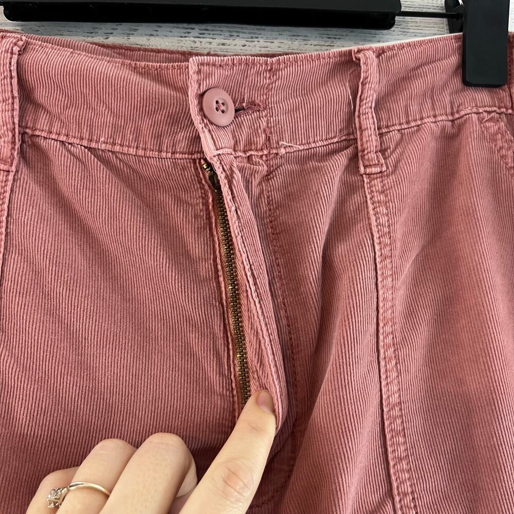 American Eagle NWT Super High Rise Baggy Jogger Pink‎ Corduroy Cargo Size 12 - Picture 7 of 11